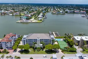 9380 Gulf Shore Dr, Naples, FL 34108 - Photo 3