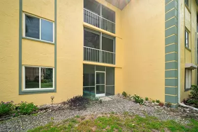1001 Foxfire Ln #102, Naples, FL 34104 - Photo 31