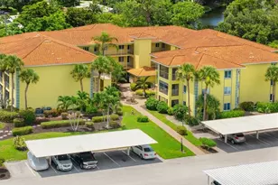1001 Foxfire Ln, Naples, FL 34104 - Photo 3