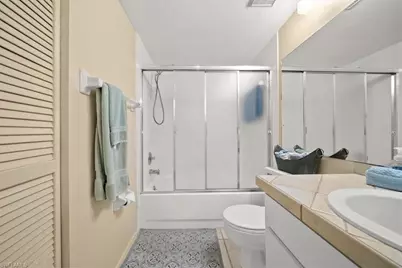 1001 Foxfire Ln #102, Naples, FL 34104 - Photo 29