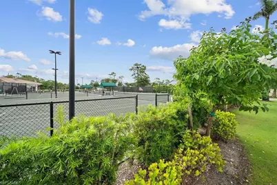 1001 Foxfire Ln #102, Naples, FL 34104 - Photo 43