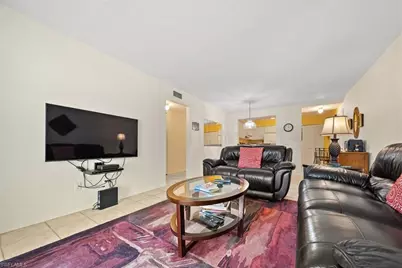 1001 Foxfire Ln #102, Naples, FL 34104 - Photo 17
