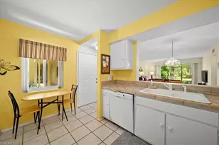 1001 Foxfire Ln, Naples, FL 34104 - Photo 11