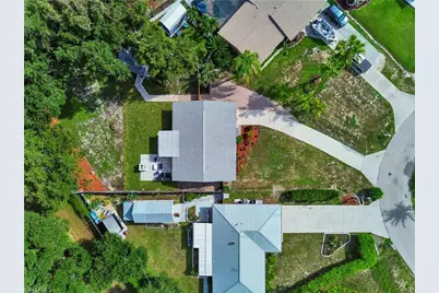11870 Imperial Pines Way, Bonita Springs, FL 34135 - Photo 3