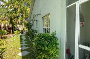 5205 Whitten Dr, Naples, FL 34104 - Photo 11