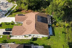 5205 Whitten Dr, Naples, FL 34104 - Photo 41