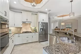 3054 Aviamar Cir, Naples, FL 34114 - Photo 7