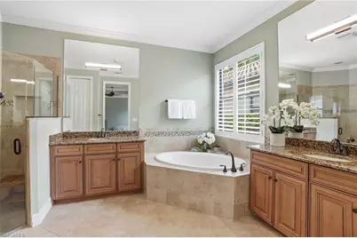 3054 Aviamar Cir, Naples, FL 34114 - Photo 17