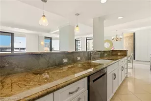 4001 Gulf Shore Blvd N, Naples, FL 34103 - Photo 13
