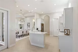 8950 Shenendoah Cir, Naples, FL 34113 - Photo 25