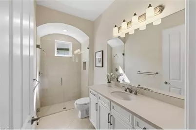 8950 Shenendoah Cir, Naples, FL 34113 - Photo 33