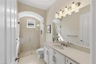 8950 Shenendoah Cir, Naples, FL 34113 - Photo 33