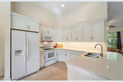 732 7th Ave N, Naples, FL 34102 - Photo 3