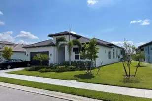 3725 Sapphire Cove Cir E, Naples, FL 34114 - Photo 1