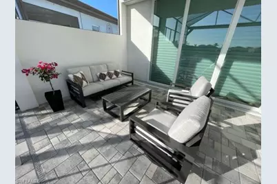 3725 Sapphire Cove Cir E, Naples, FL 34114 - Photo 11