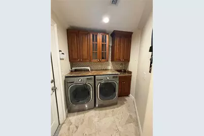 9802 Van St, Tampa, FL 33615 - Photo 19