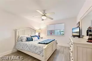 360 Horse Creek Dr, Naples, FL 34110 - Photo 17