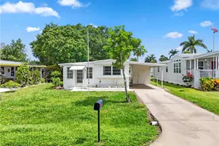 510 Menton Ln, Naples, FL 34112 - Photo 3