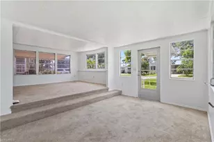 510 Menton Ln, Naples, FL 34112 - Photo 9