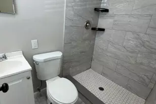 4319 Golden Gate Pkwy, Naples, FL 34116 - Photo 19