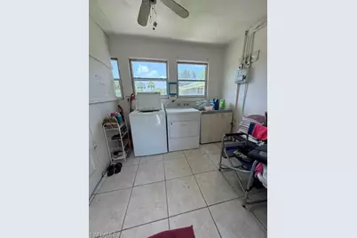 4319 Golden Gate Pkwy, Naples, FL 34116 - Photo 11