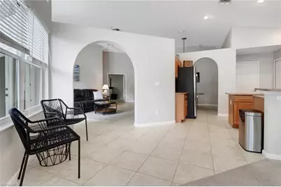 6773 Southern Oak Ct, Naples, FL 34109 - Photo 27