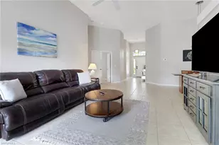 6773 Southern Oak Ct, Naples, FL 34109 - Photo 9