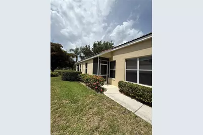 8784 Middlebrook Dr, Fort Myers, FL 33908 - Photo 5