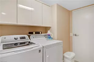 4041 Gulf Shore Blvd N, Naples, FL 34103 - Photo 29