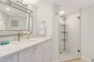 4041 Gulf Shore Blvd N, Naples, FL 34103 - Photo 17