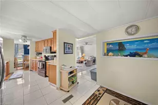 11170 Ballweg Ln, Fort Myers, FL 33908 - Photo 9