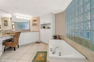 4041 Gulf Shore Blvd N, Naples, FL 34103 - Photo 27