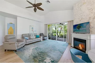 5900 Fountain Dr, Naples, FL 34119 - Photo 5