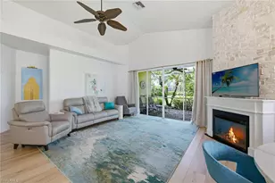 5900 Fountain Dr, Naples, FL 34119 - Photo 5