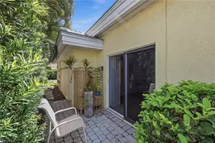5900 Fountain Dr, Naples, FL 34119 - Photo 23