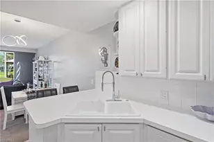 5661 Cove Cir, Naples, FL 34119 - Photo 11