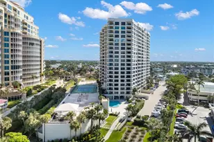 4451 Gulf Shore Blvd N, Naples, FL 34103 - Photo 35