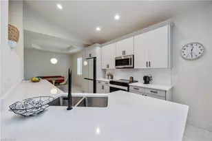 7128 Timberland Cir, Naples, FL 34109 - Photo 11