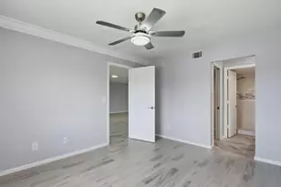 5784 Deauville Cir, Naples, FL 34112 - Photo 15