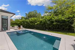850 10th St N, Naples, FL 34102 - Photo 25