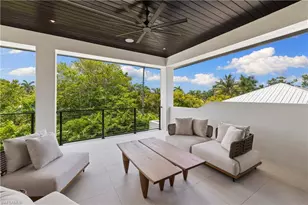 850 10th St N, Naples, FL 34102 - Photo 39