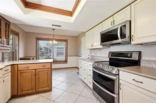 120 Fleur De Lis Ln, Naples, FL 34112 - Photo 11