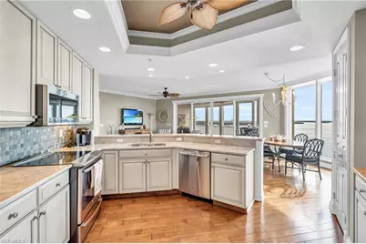 4137 Bay Beach Ln #585, Fort Myers Beach, FL 33931 - Photo 17