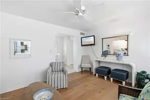 285 8th Ave S, Naples, FL 34102 - Photo 5
