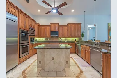 14636 Beaufort Cir, Naples, FL 34119 - Photo 5