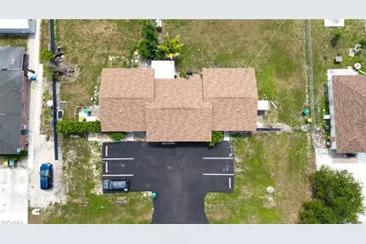 1940 48th St SW, Naples, FL 34116 - Photo 11