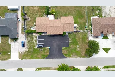 1940 48th St SW, Naples, FL 34116 - Photo 7