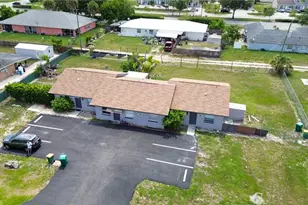 1940 48th St SW, Naples, FL 34116 - Photo 5