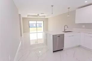 2644 Gretchen Ave S, Lehigh Acres, FL 33973 - Photo 5