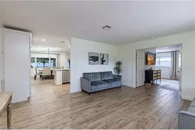 1300 Hilltop Dr, Naples, FL 34103 - Photo 7